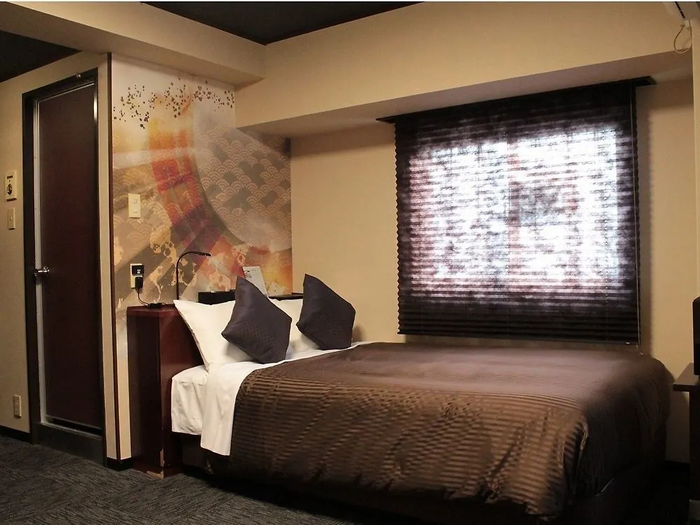 Hotel Livemax Kyoto Ekimae 2*,